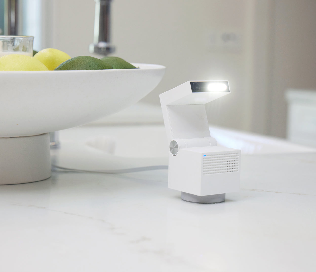 Illuminate Your World With 4-LED Spotlights Home Cam